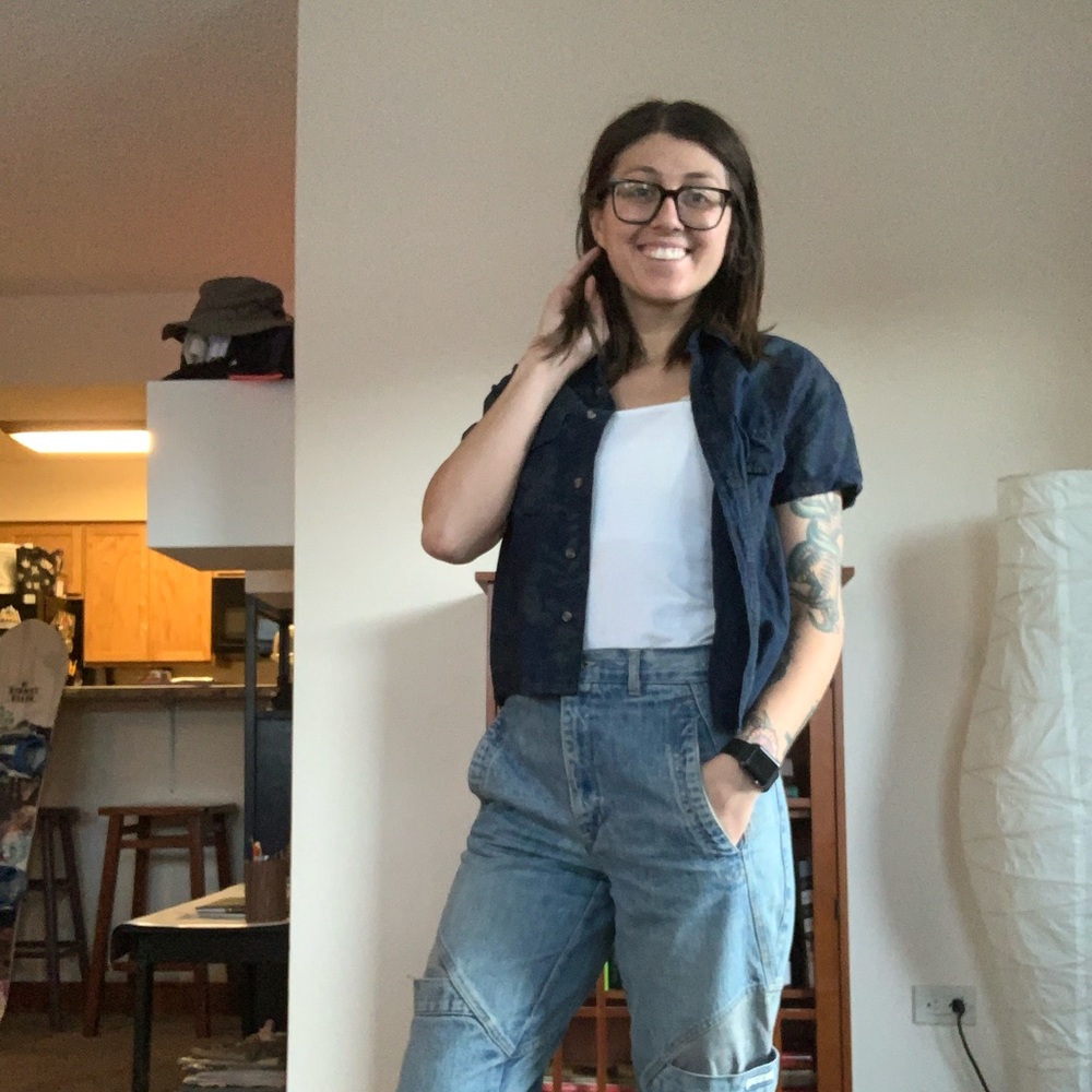 Blue floral crop top button up